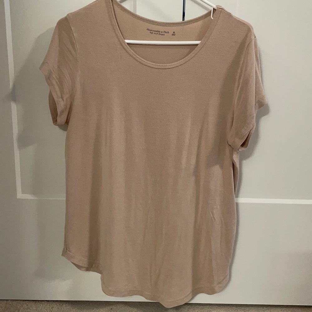 A&F t shirt